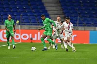 关于南特球迷在赛季开始前展现热情，期待球队突破的信息