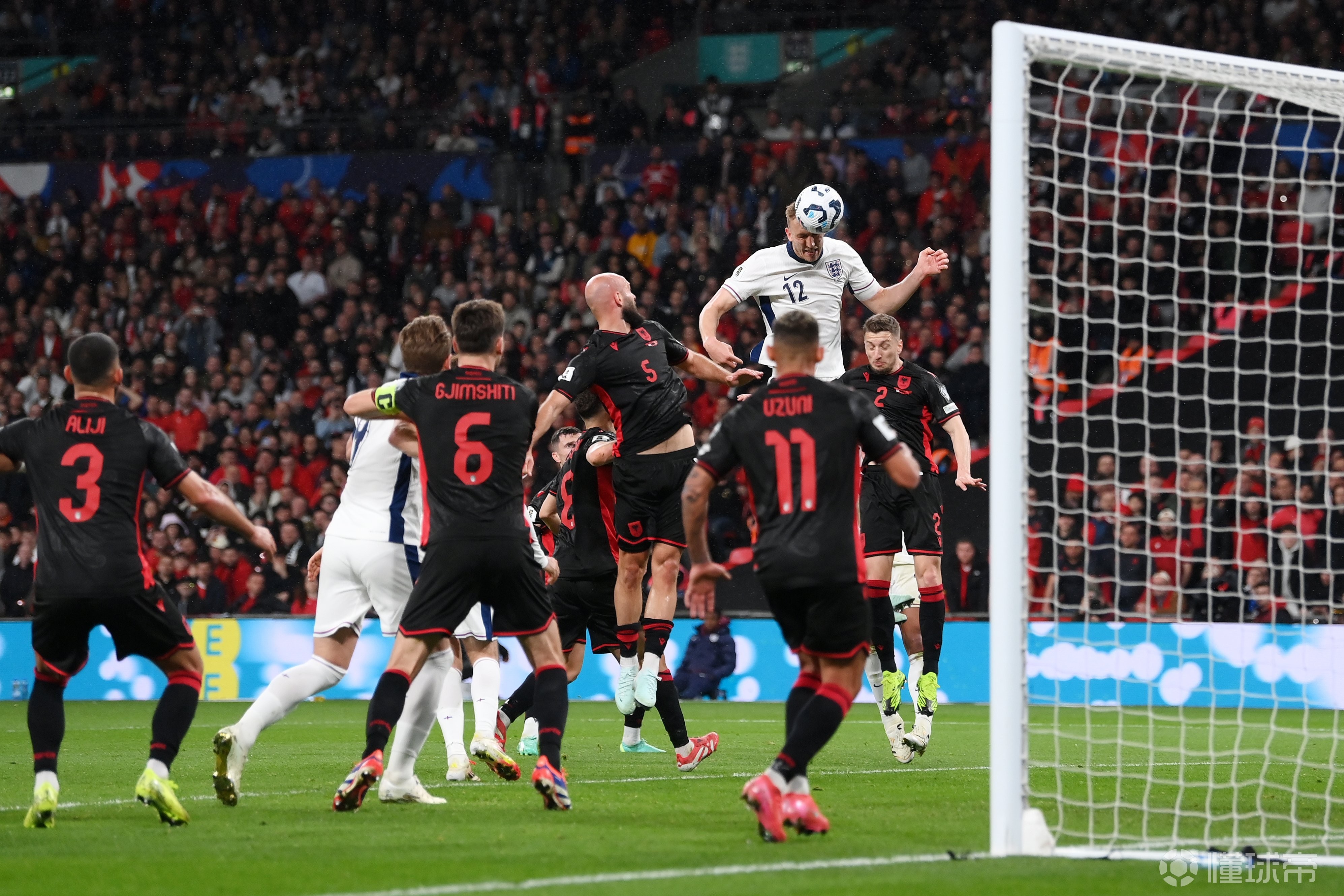 世俱杯冠军-包含阿尔巴尼亚队迎来喜讯，晋级前景一片光明的词条