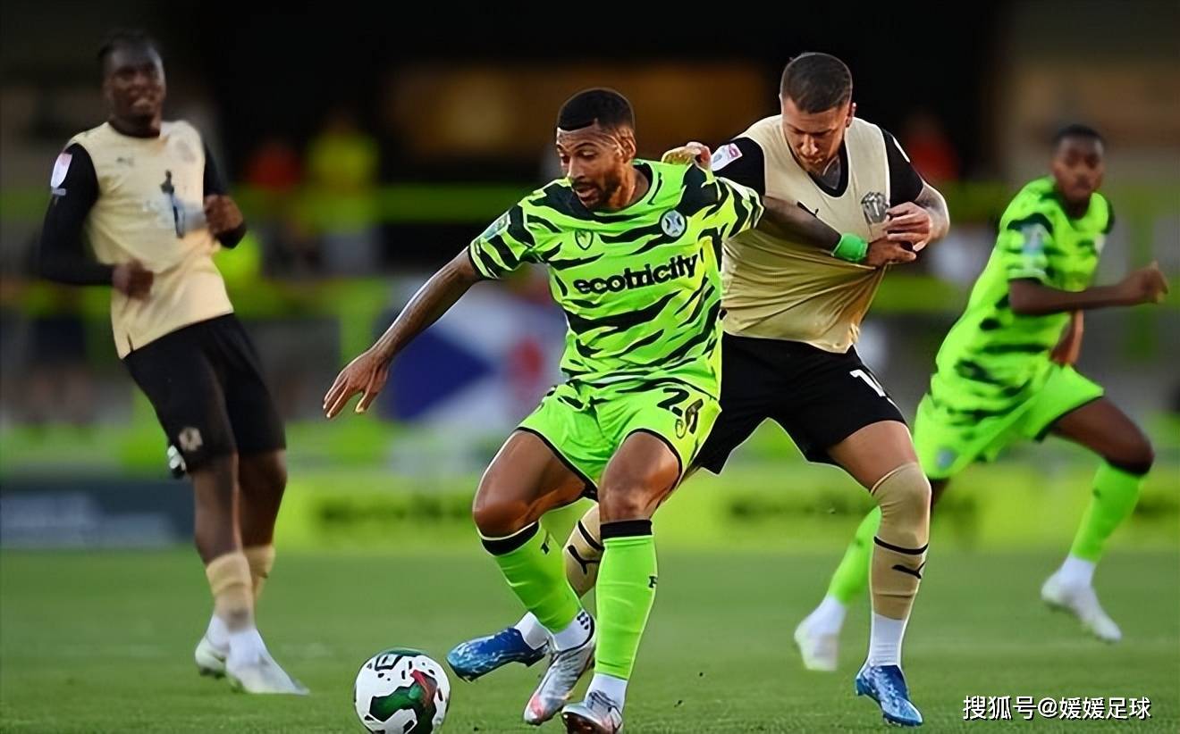 包含阿森纳主场轻取诺里奇，取得连胜的词条