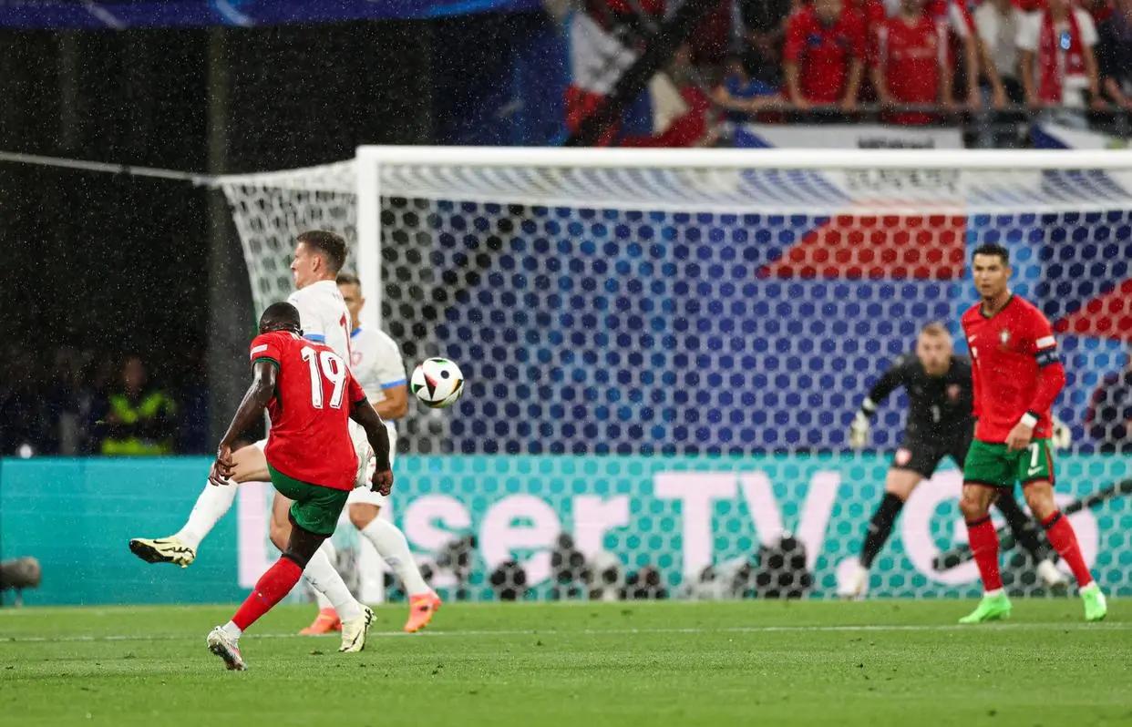 克罗地亚队遭遇葡萄牙逆转出局