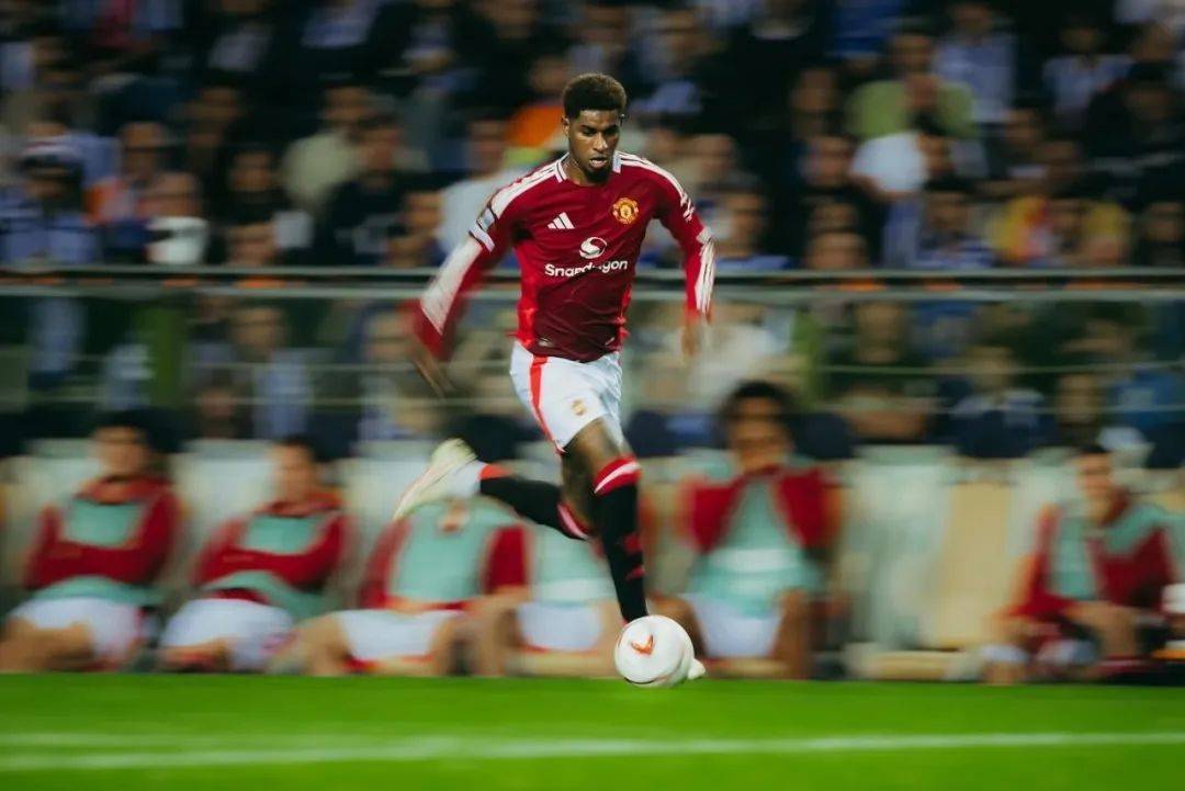 世俱杯参赛资格-曼联风波不断，球队氛围一片紧张