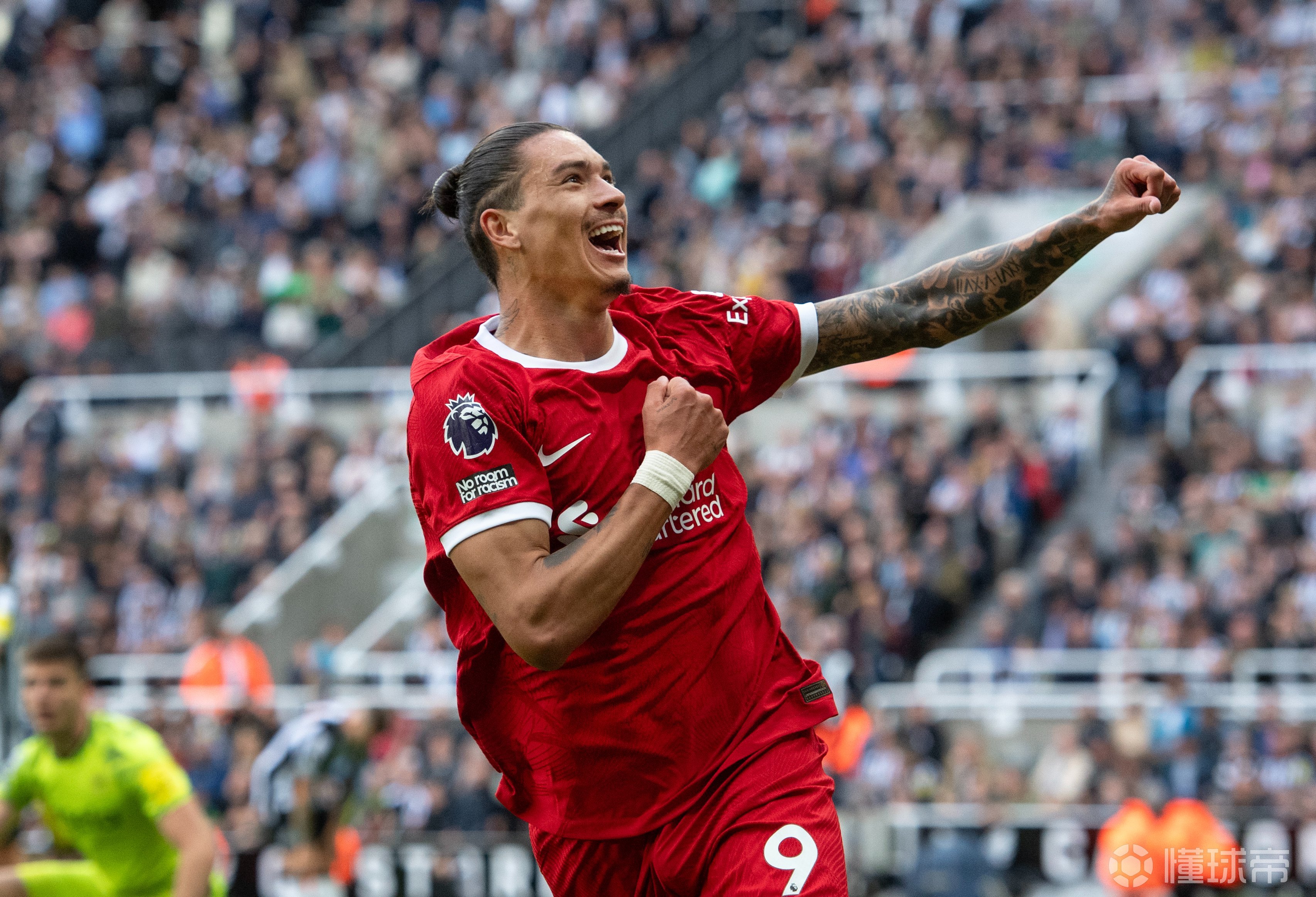 世俱杯官网-西尔维奥打入制胜球，巴塞罗那继续领跑积分榜