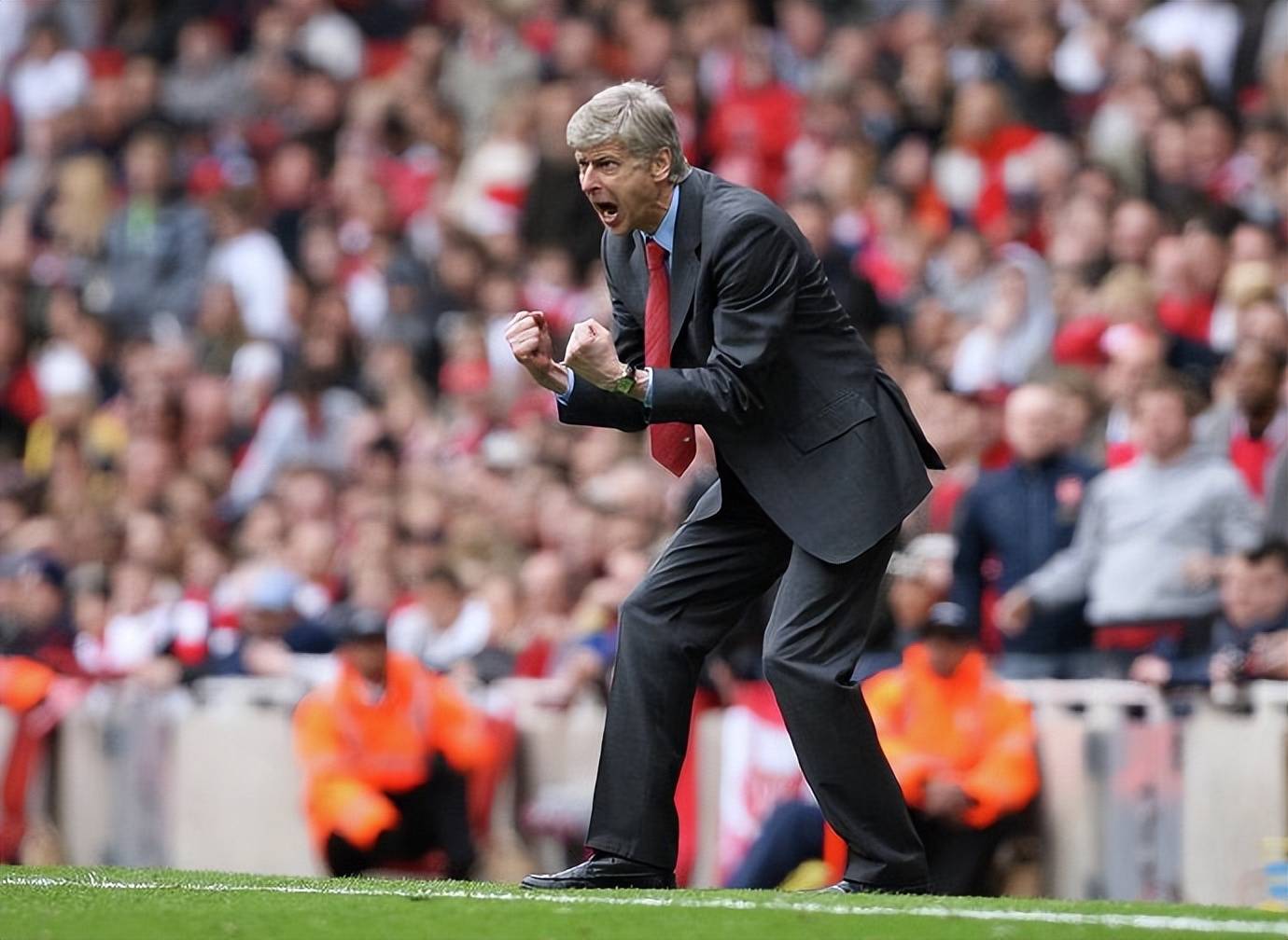 世俱杯分组-阿森纳主场崩溃，温格欧冠梦魇再现！