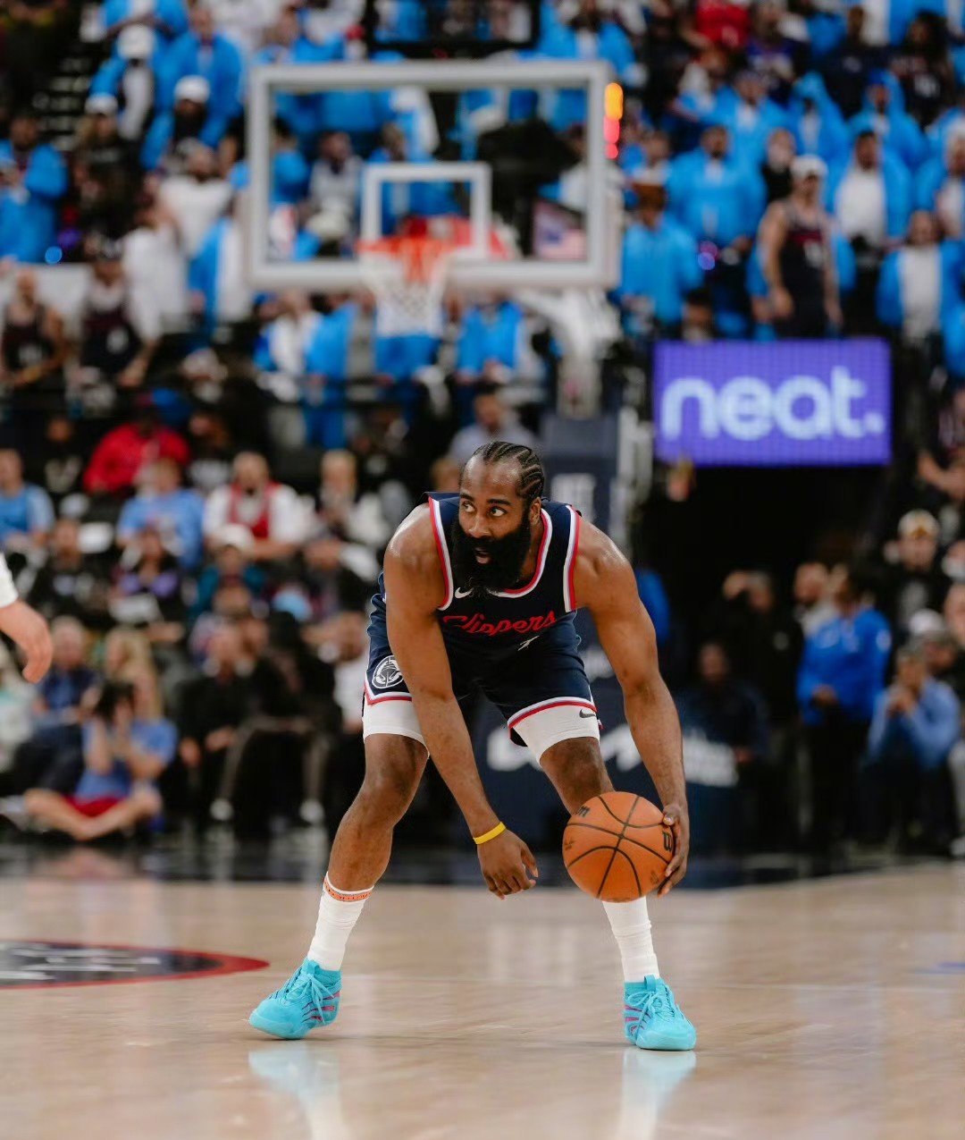 快船队遭遇失利，球队需总结经验调整战术