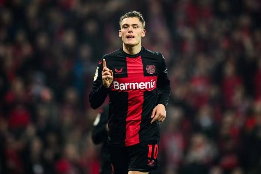 斯图加特遭遇云达不莱梅逆转，痛失胜机