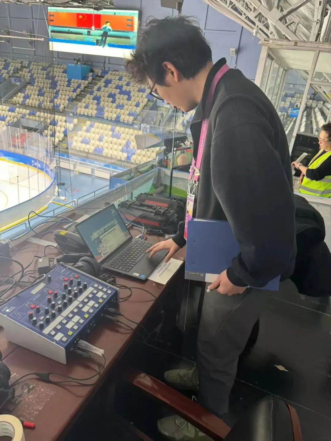 世俱杯赛程-浙江男篮新秀杨祺闪耀赛场，成为焦点人物