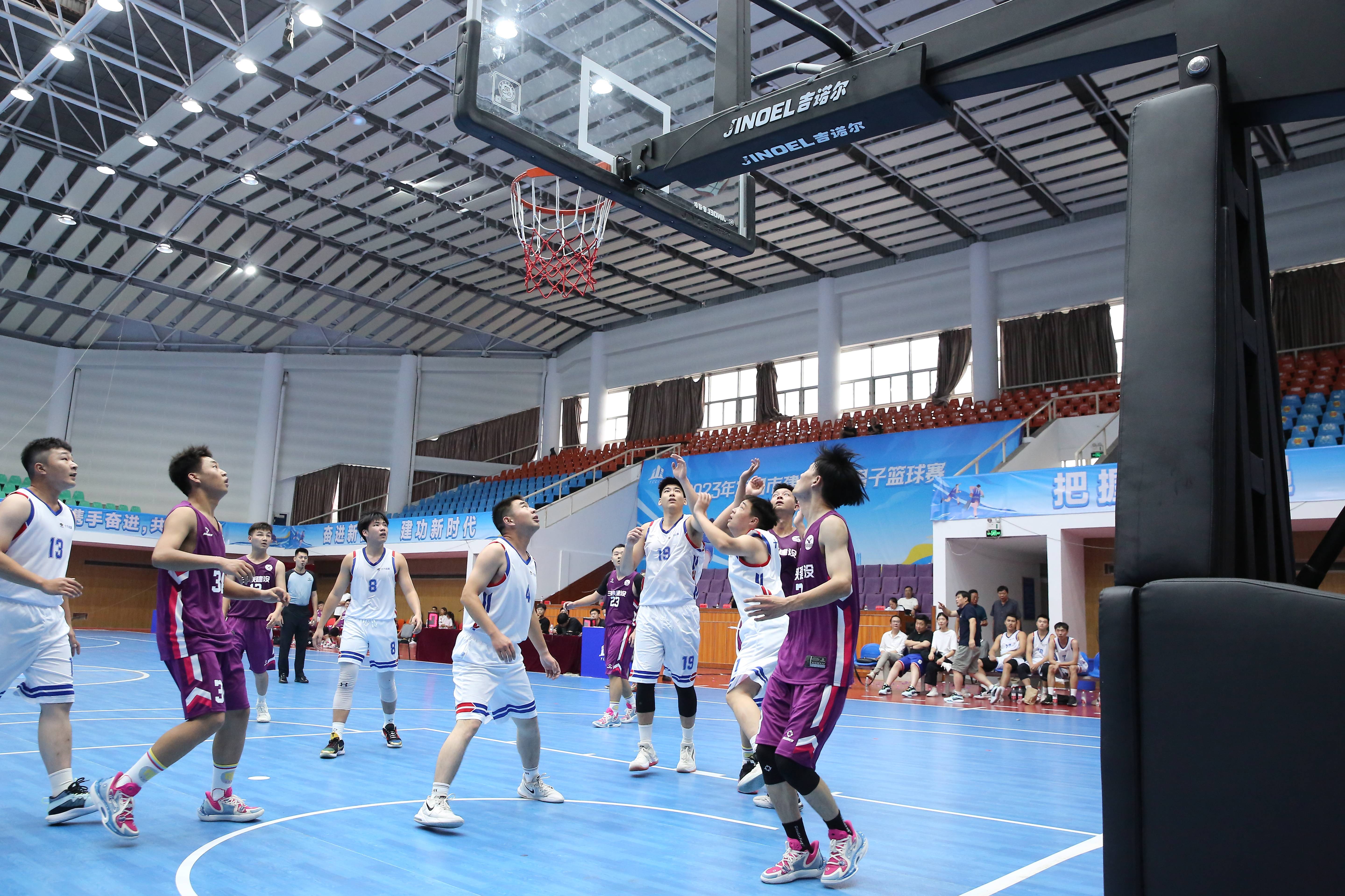 关于冰岛队斗志昂扬，力争第二名晋级淘汰赛的信息