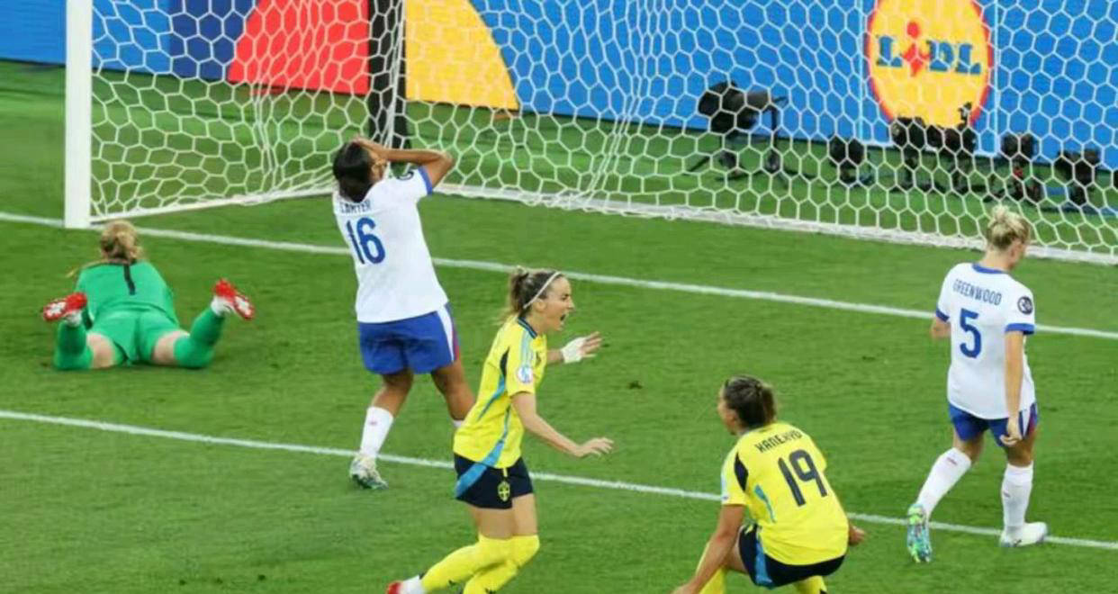 世俱杯分组-英格兰球员踢进关键一球，成功晋级半决赛