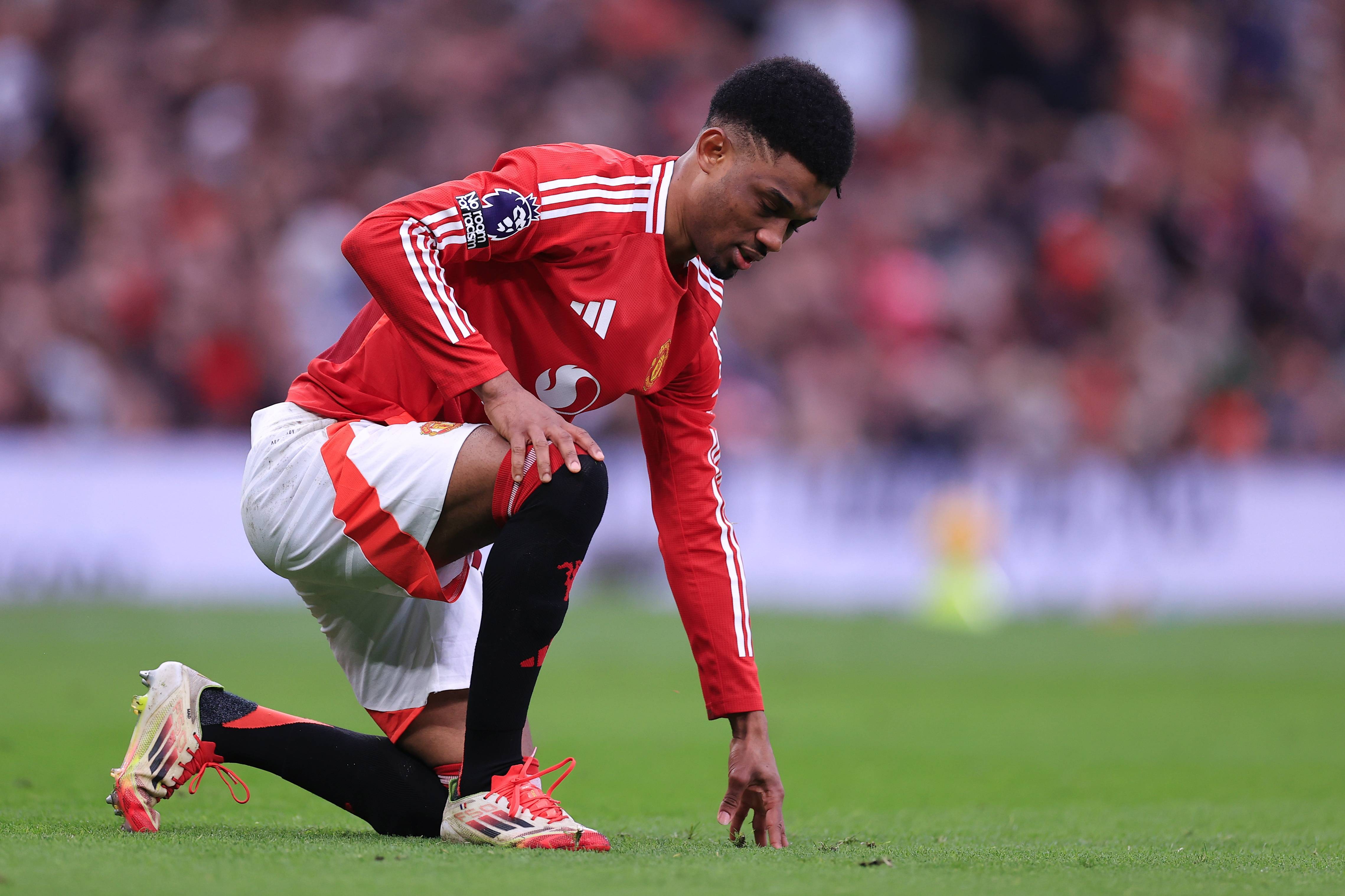 曼联前锋连续进球，助球队取得连胜