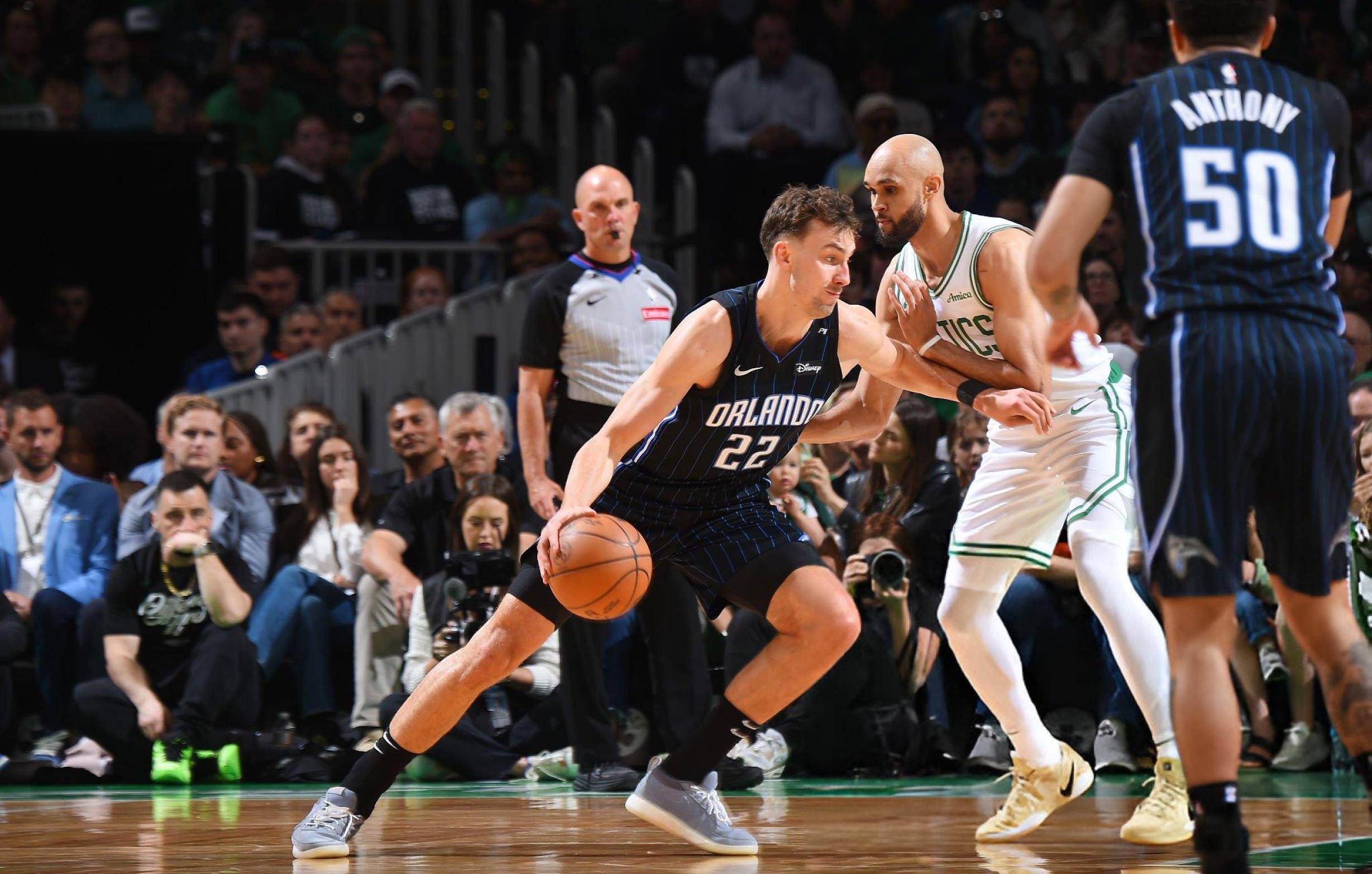 世俱杯改制-包含塔图姆生涯首个三双带领尼克斯击败活塞的词条