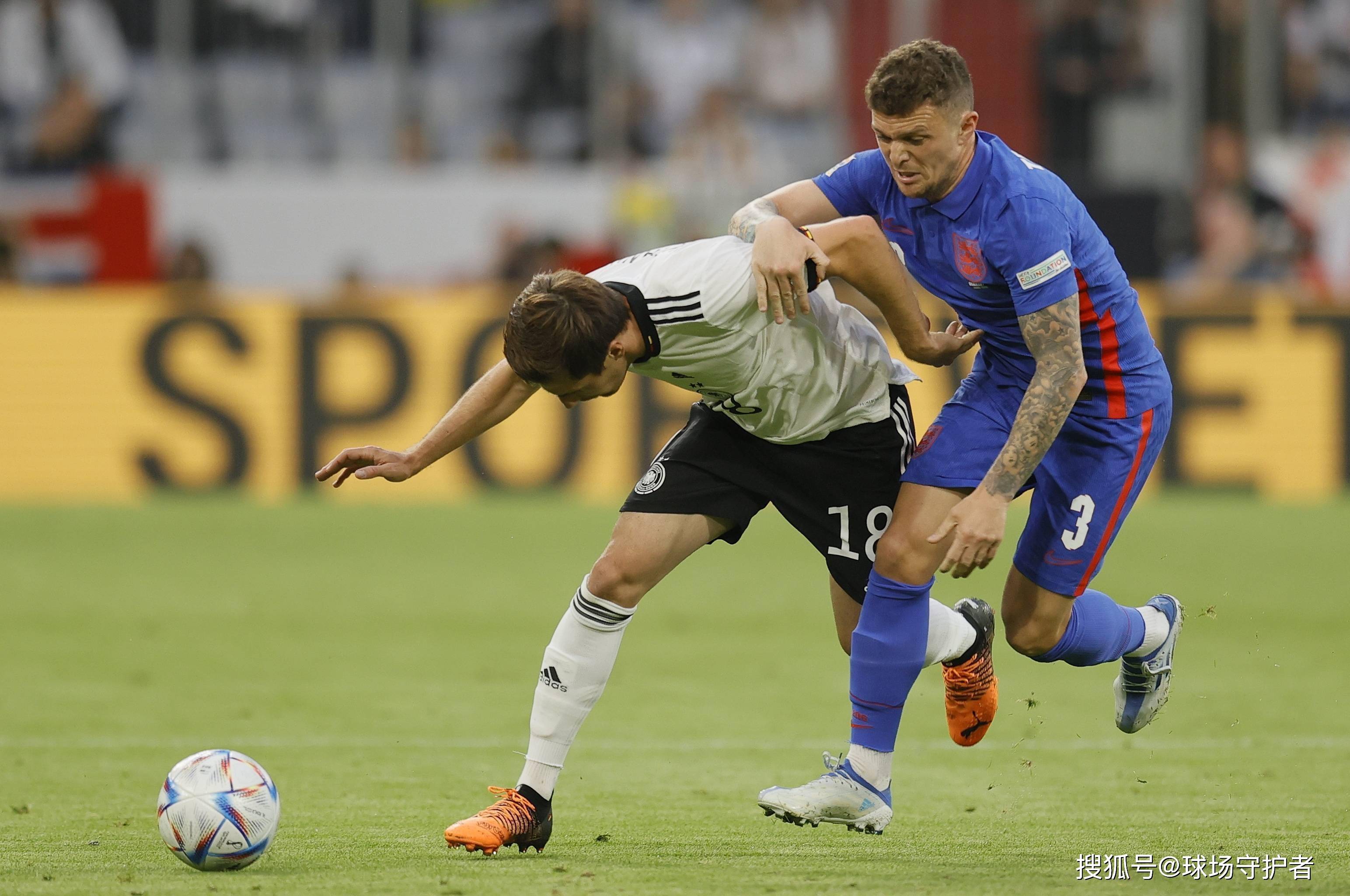 世俱杯官网-欧洲杯：英格兰险胜捷克提前晋级