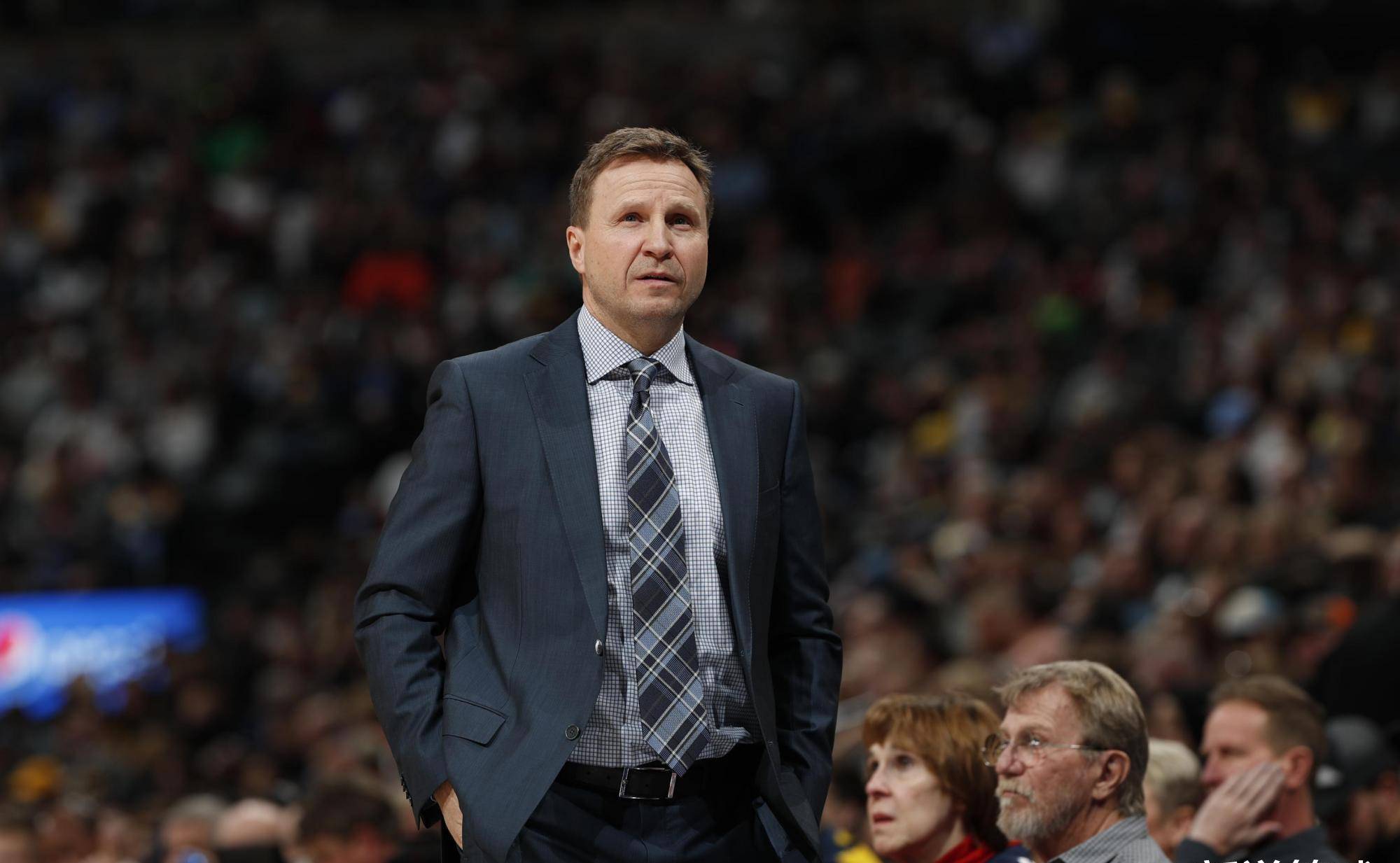 瑞士主教练因战术问题受质疑