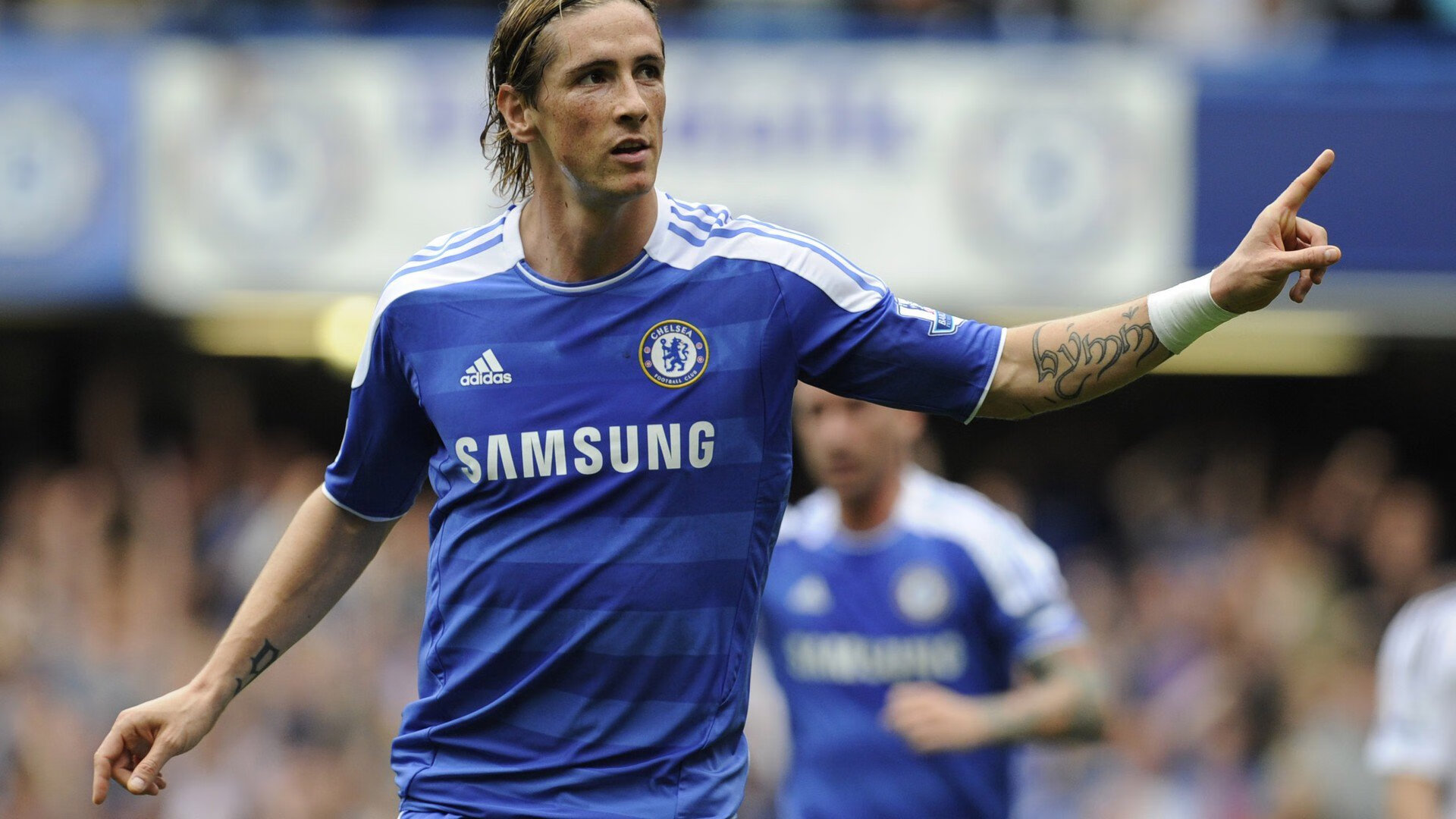 世俱杯参赛资格-冰火之战的心脏，当恩佐在巴拉圭与冰岛间切割时空