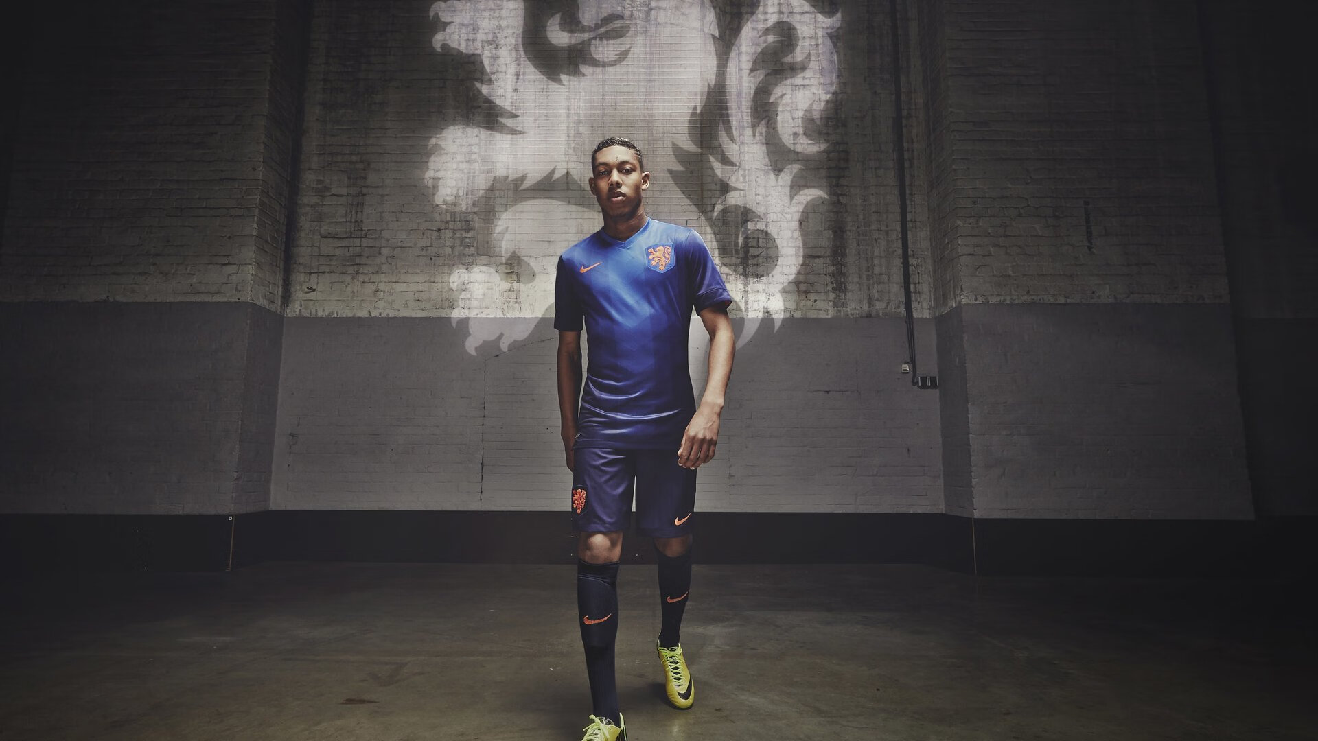 世俱杯赛程-绿茵神迹，当几内亚以铁血防线绝杀银河战舰，阿圭罗的锁链如何封印皇马