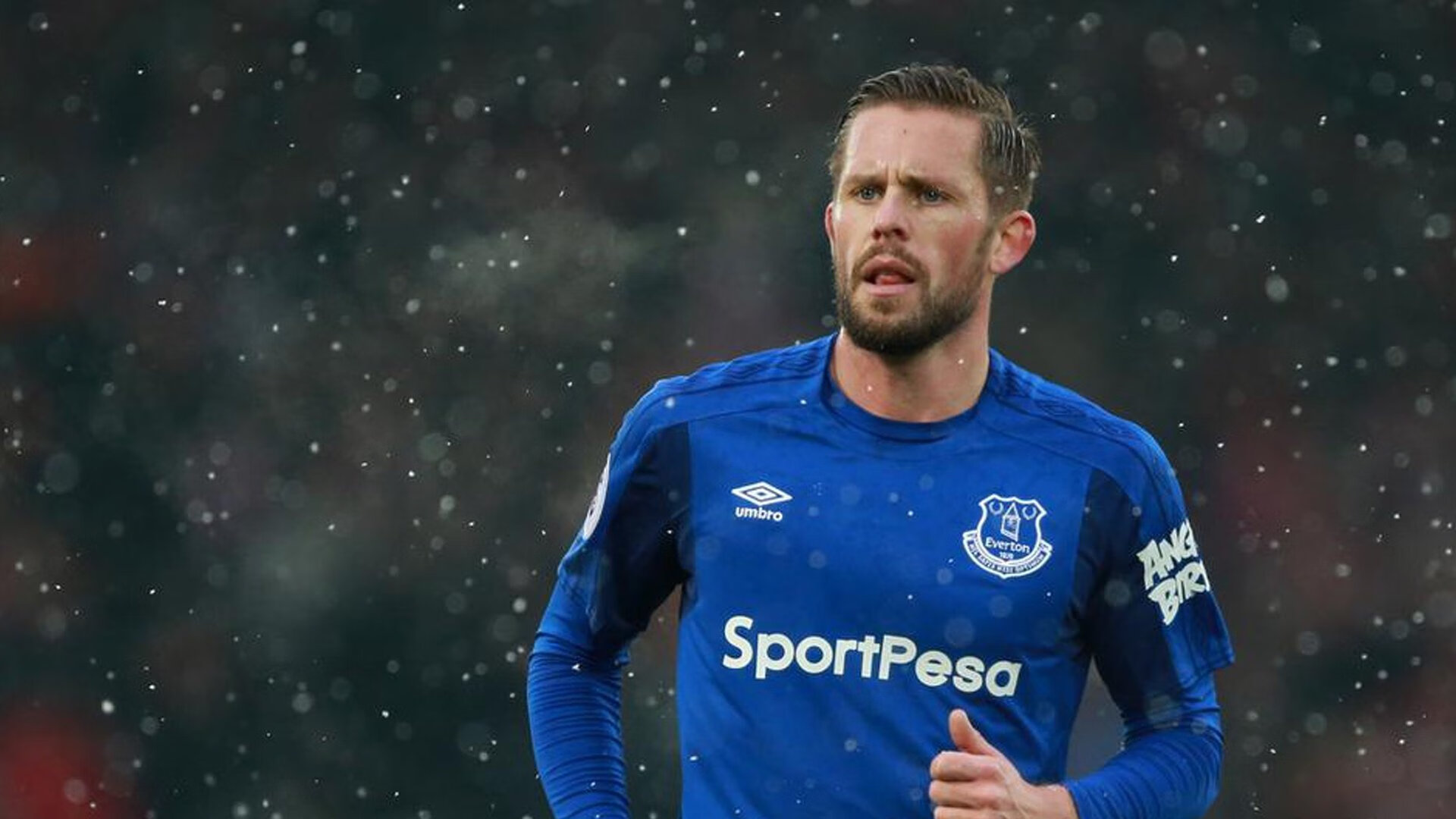 绿茵神迹，当几内亚以铁血防线绝杀银河战舰，阿圭罗的锁链如何封印皇马